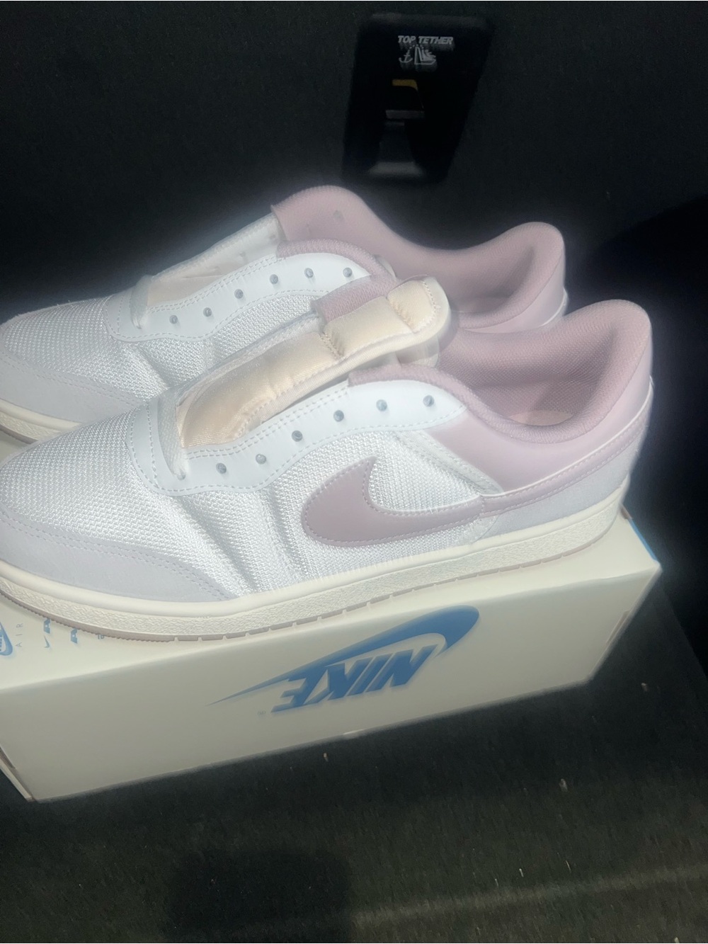 NEW Air Jordan SKYLINE Low Size 12W/10.5M Summit White/Particle Rose IQ0704-100